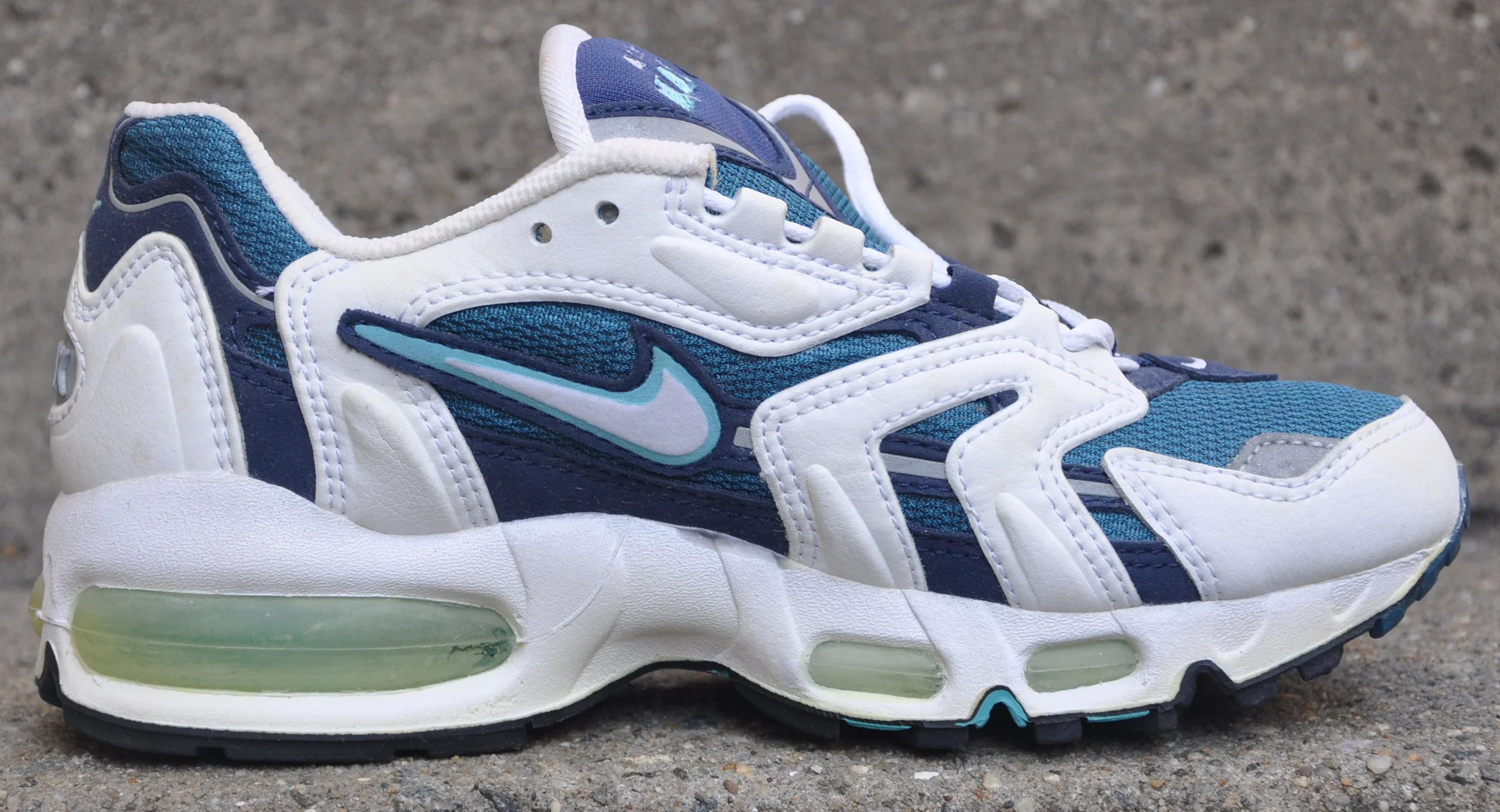 Women`s Nike Air Max 96 Bluegrass DS — RootsBK